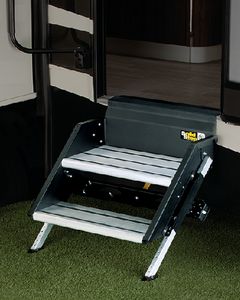 LIPPERT 26  PREM SOLID STEP 733931